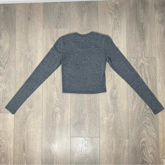 Aritzia Wilfred Free Georgia Top Cropped Long Sleeve T-Shirt Dark Grey Size XS - Picture 13 of 13